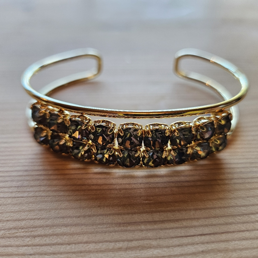 Elegant Gold and Smoky Quartz Crystal Bracelet